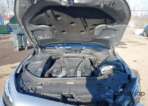 2016 Mercedes-Benz S 550 4Matic z USA, uszkodzony, nr VIN WDDXJ8FB4GA017364